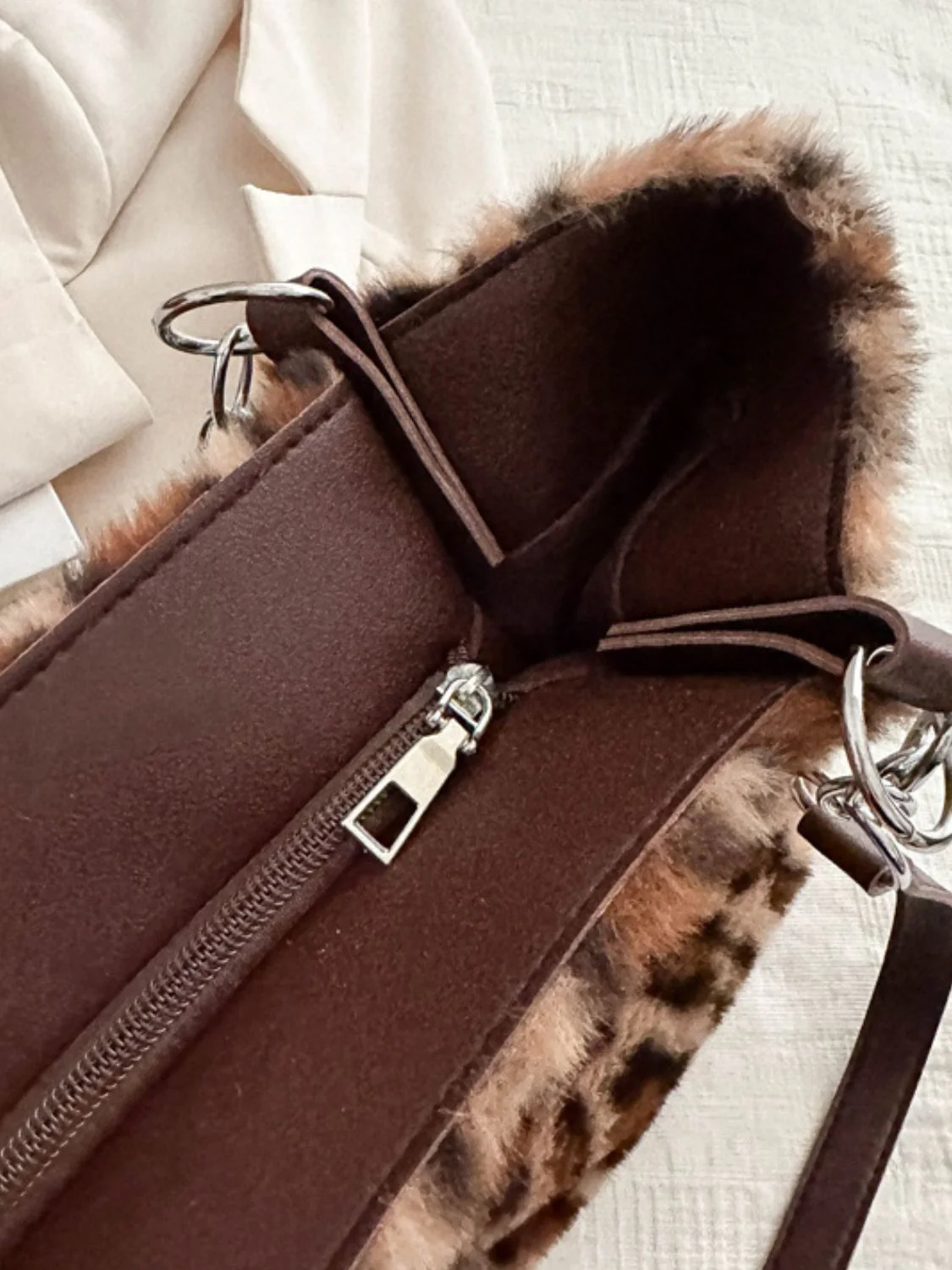 Faux Fur Leopard Shoulder Bag - Image 5