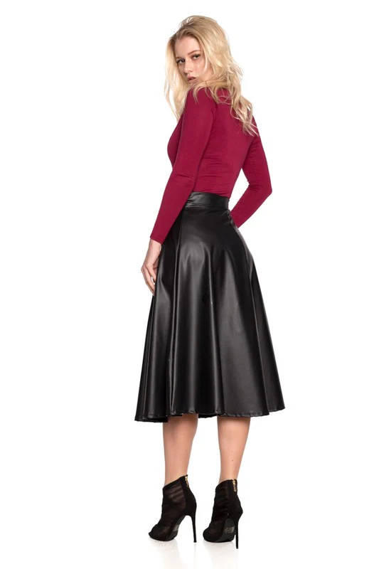 Faux leather flare skirts - Image 8