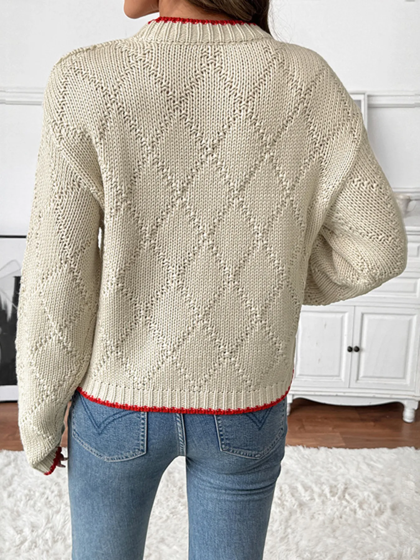 Fish Pattern Round Neck Sweater - Image 7