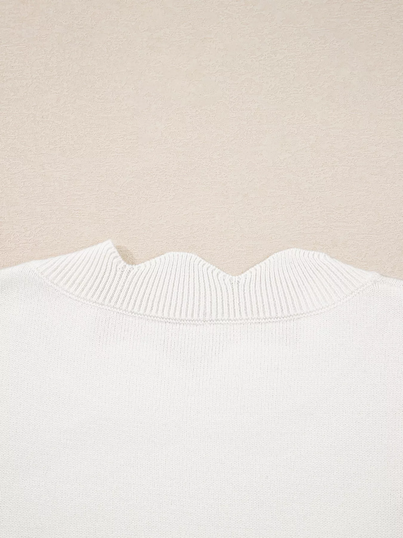 Floral Embroidered Scallop Hem Cropped Sweater - Image 6