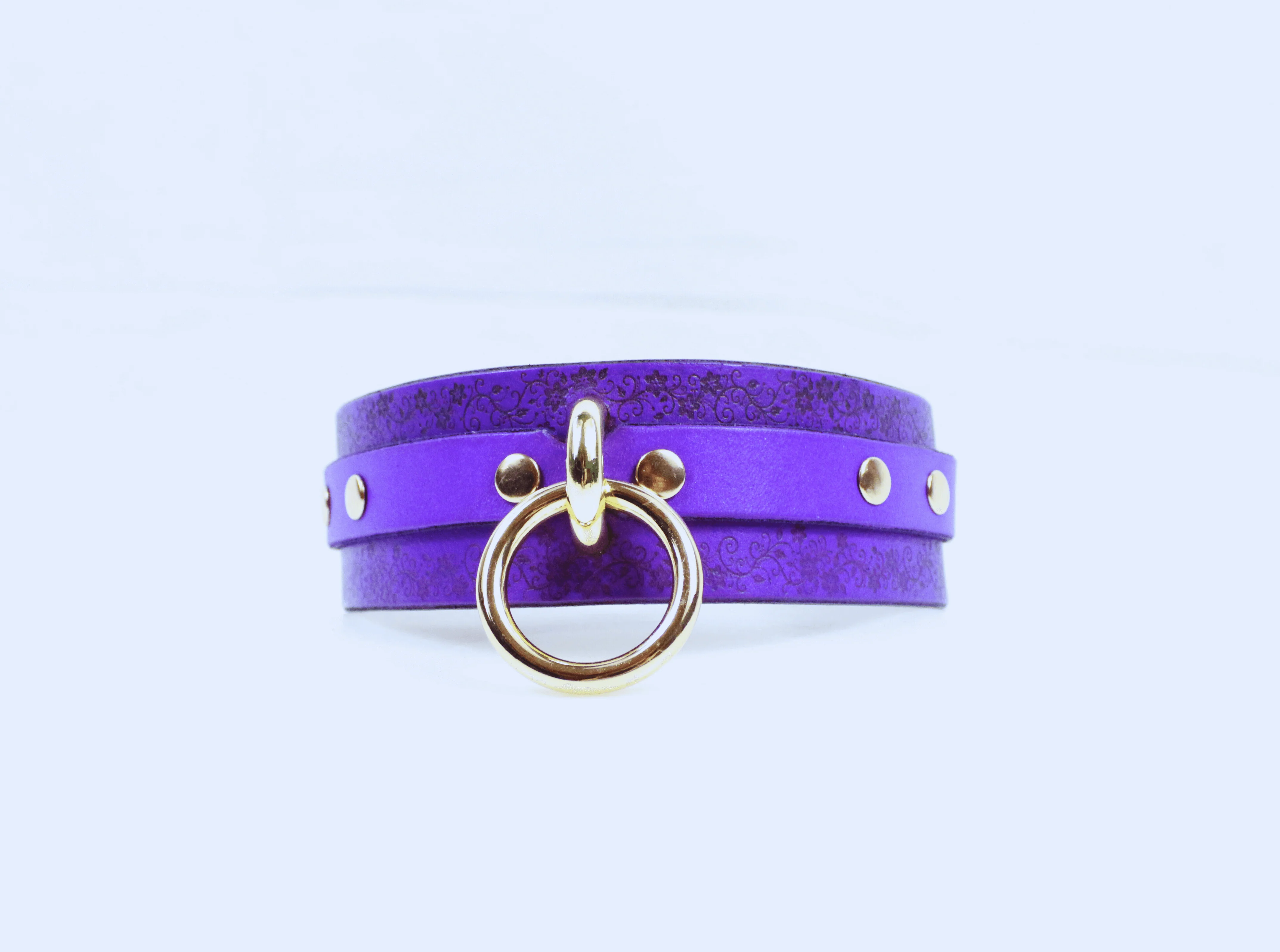 Floral Pattern Submissive Collar – Purple Leather Discreet Day Choker - Image 4