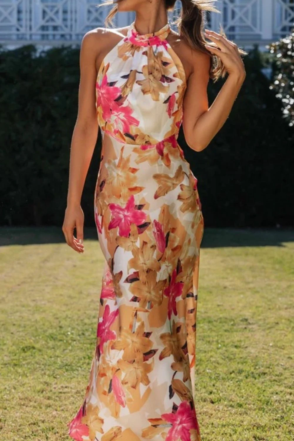 Floral Print Halter Neck Maxi Dress - Image 3