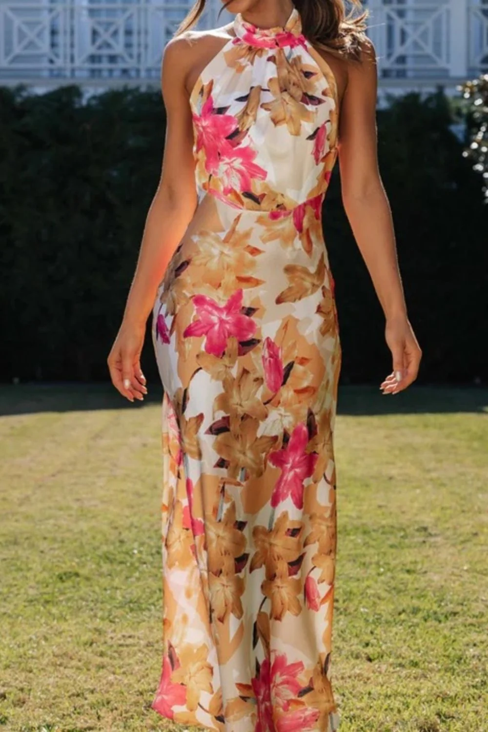 Floral Print Halter Neck Maxi Dress - Image 4