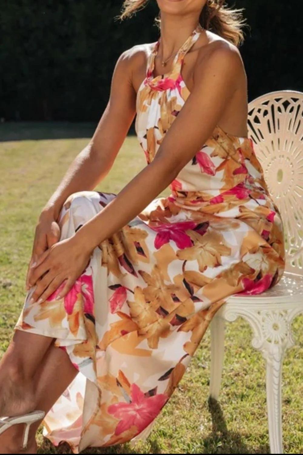 Floral Print Halter Neck Maxi Dress - Image 5
