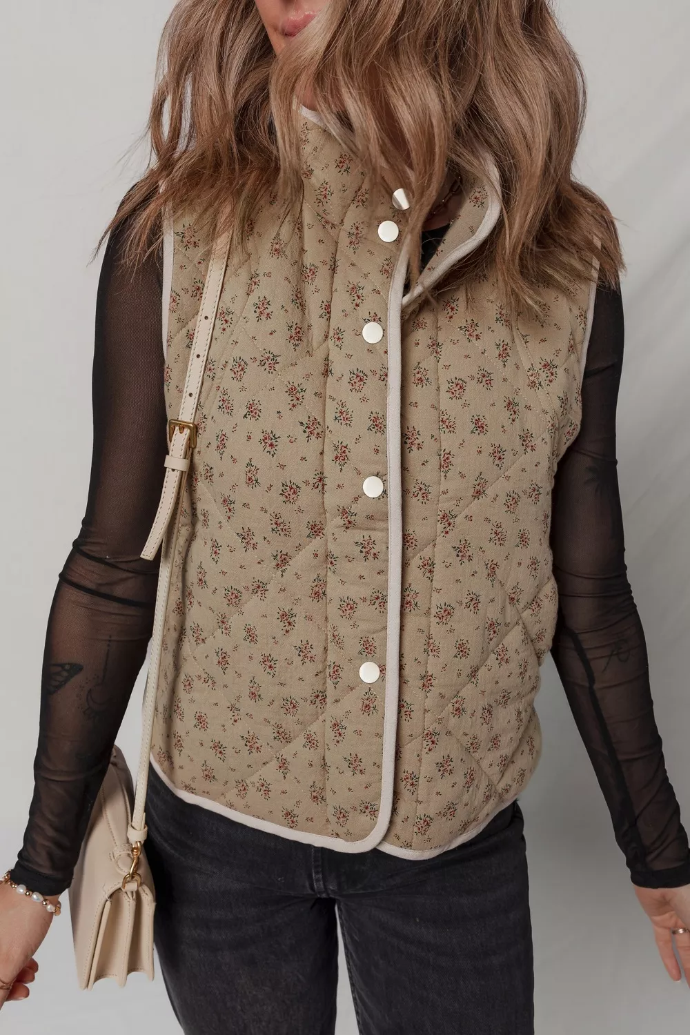 Floral Print Quilted Concealed Button Vest - Image 4