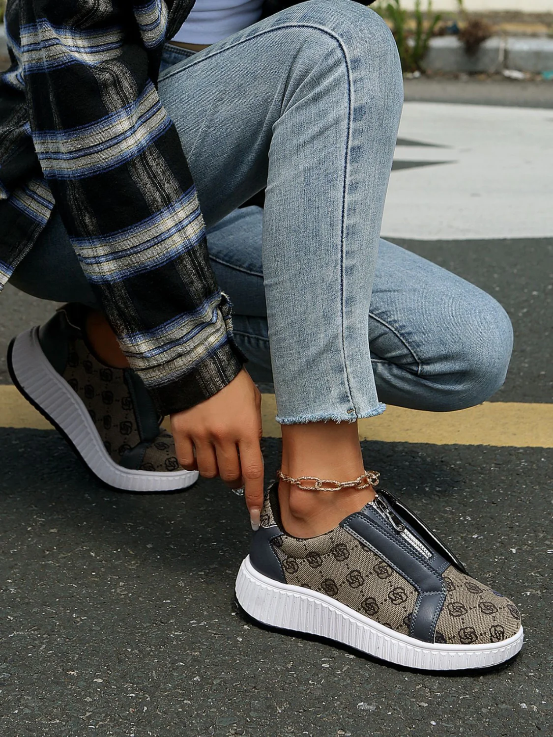 Floral Round Toe Sneakers with Zip - Image 2