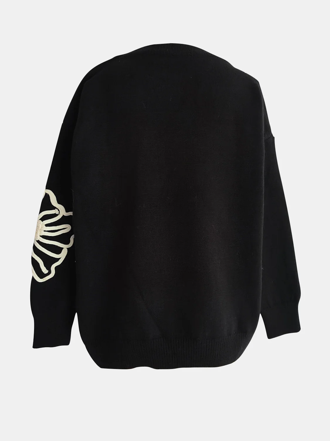 Flower Round Neck Long Sleeve Sweater - Image 15