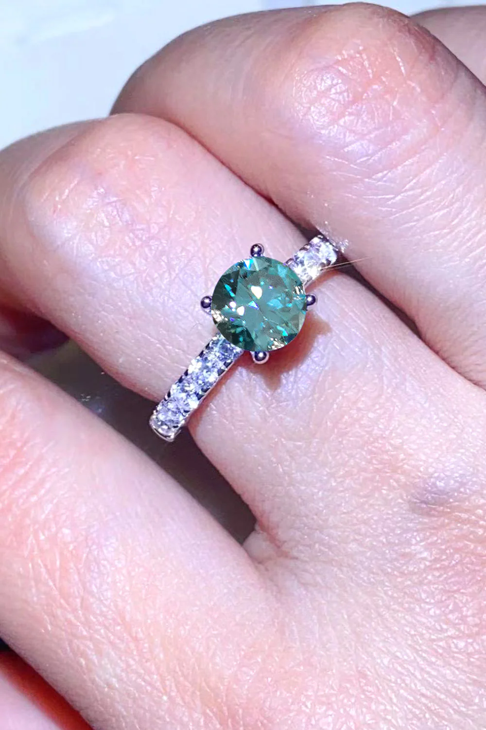 Future Style 1 Carat Moissanite Side Stone Ring - Image 4