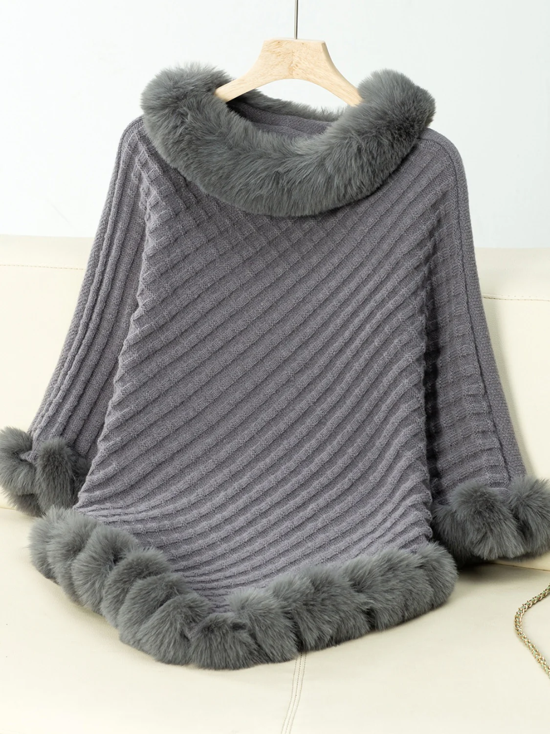 Fuzzy Trim Texture Three-Quarter Sleeve Poncho - Image 10