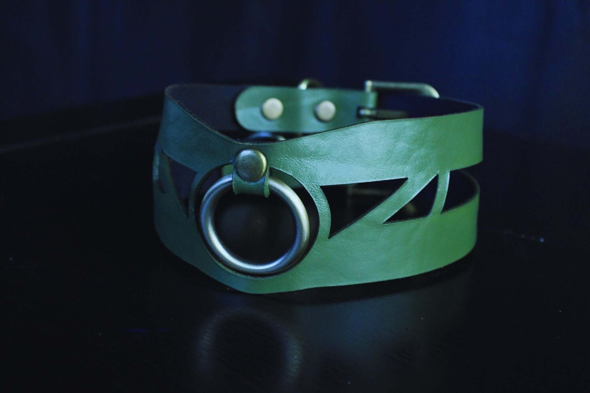 Geometric Green Leather choker Stylish Posture Collar for Play
