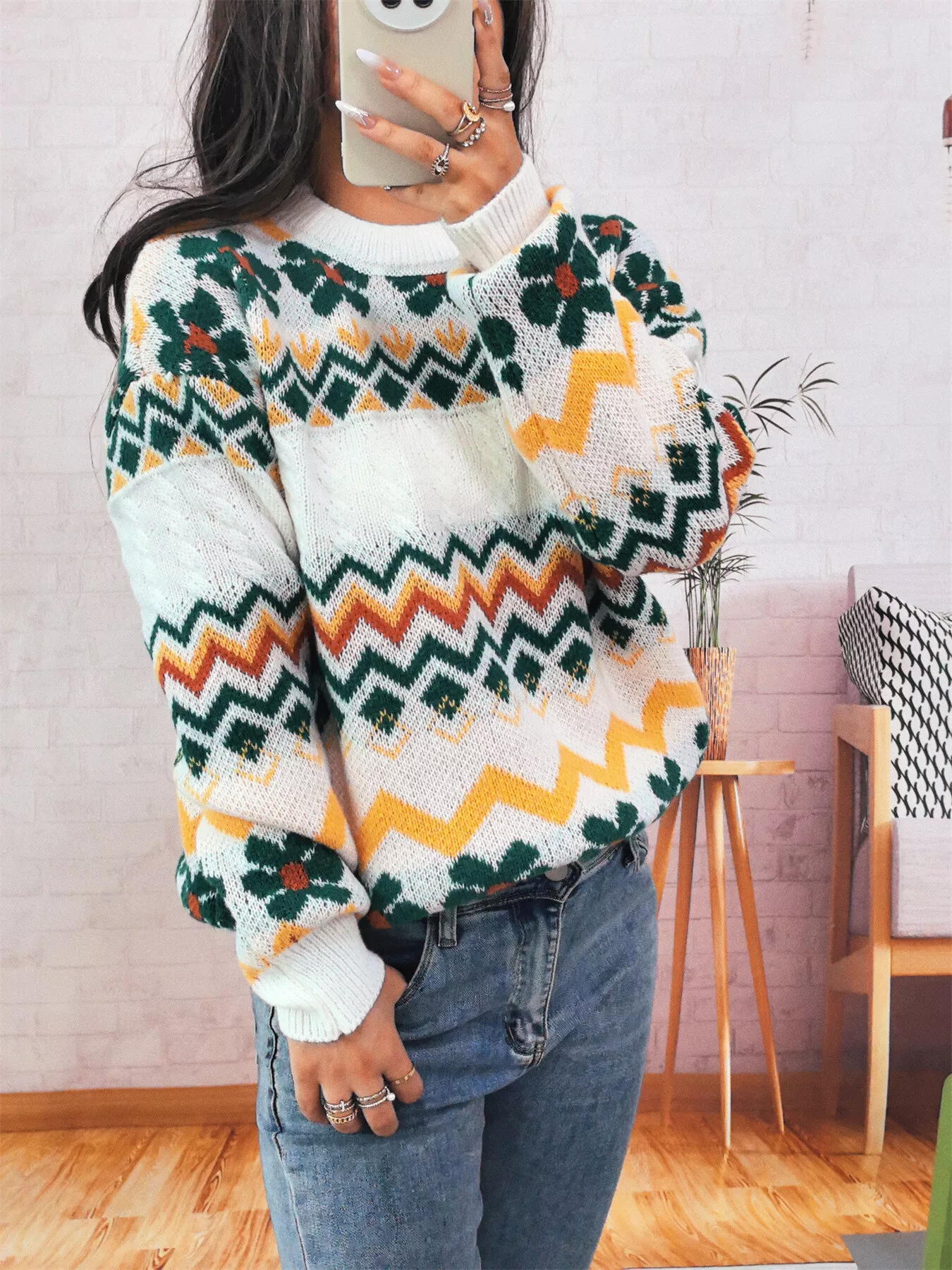 Geometric Round Neck Long Sleeve Sweater - Image 5