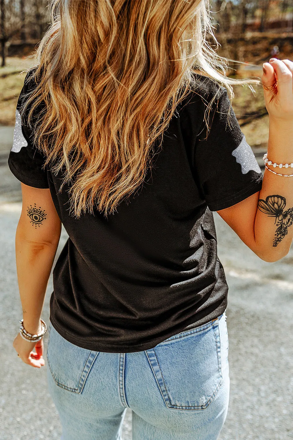 Glitter Ghost Round Neck Short Sleeve T-Shirt - Image 4