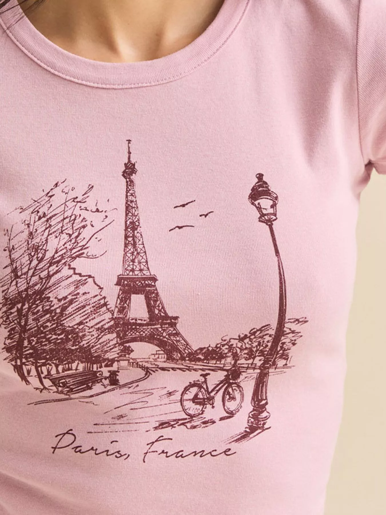 Graphic Round Neck Crop T-Shirt - Image 3
