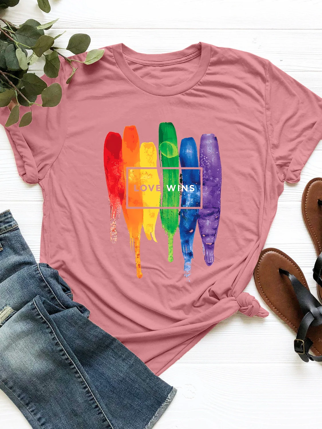 Graphic Round Neck Short Sleeve T-Shirt - Image 4