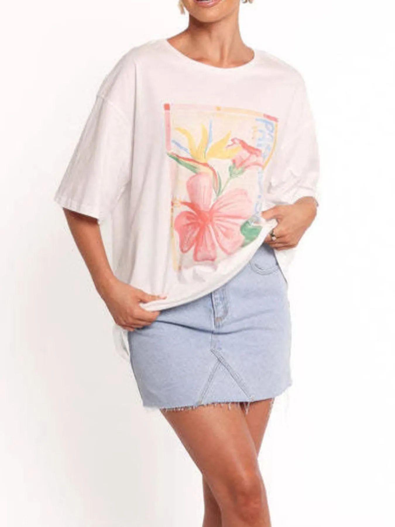 Graphic Round Neck Short Sleeve T-Shirt - Image 6