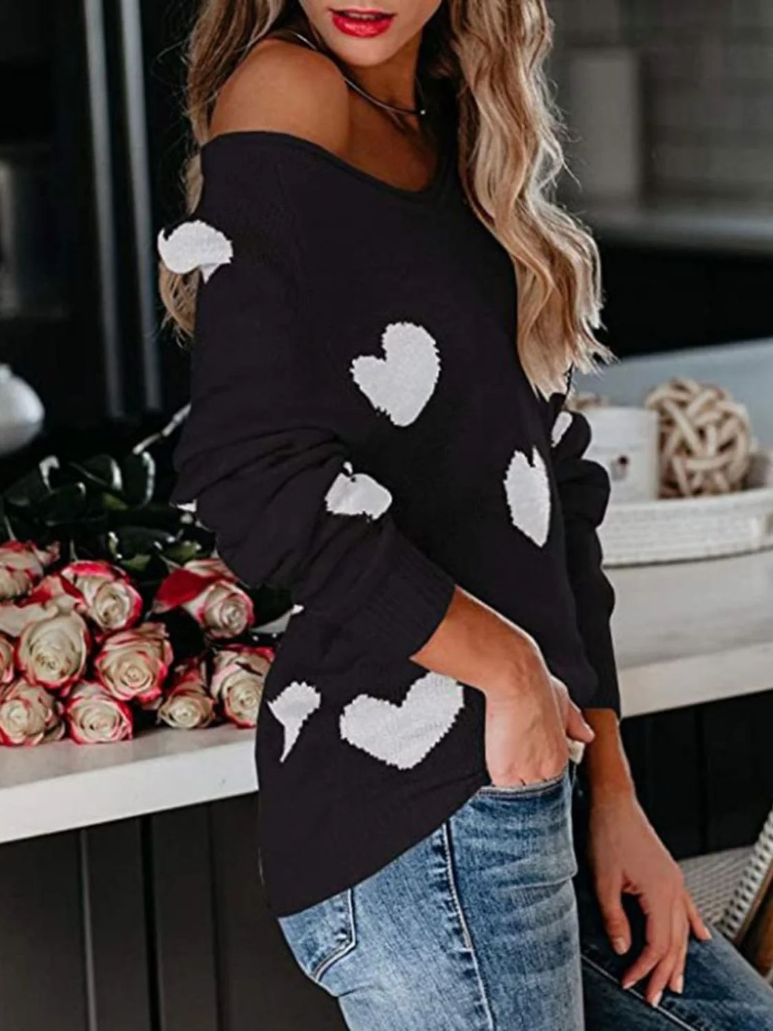 Heart Scoop Neck Long Sleeve Sweater - Image 9