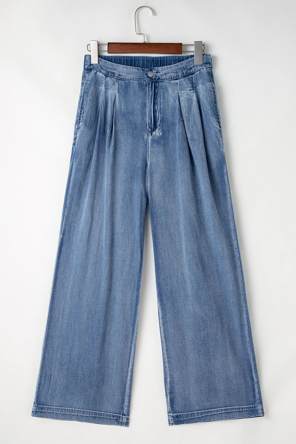 High-Waisted Wide-Leg Jeans - Image 3
