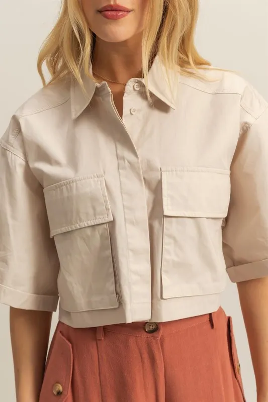 HYFVE Front Pockets Poplin Collared Neck Crop Shirt - Image 4