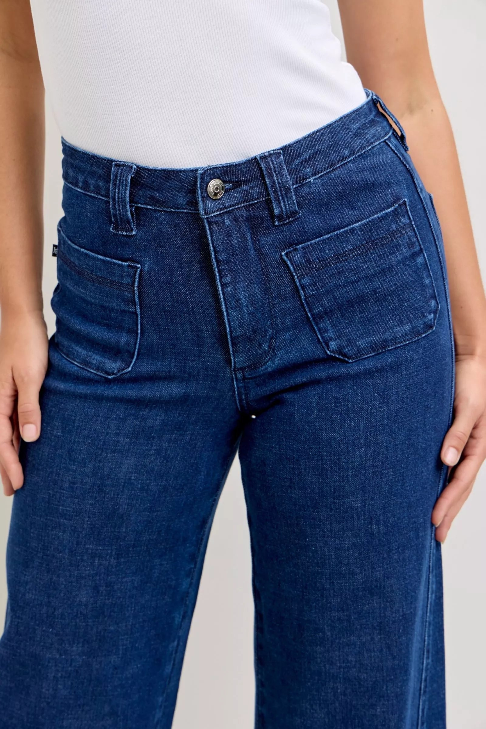 Judy Blue High-Waisted Retro Wide Jeans with Patch Pkts & Twisted Seams - Image 9