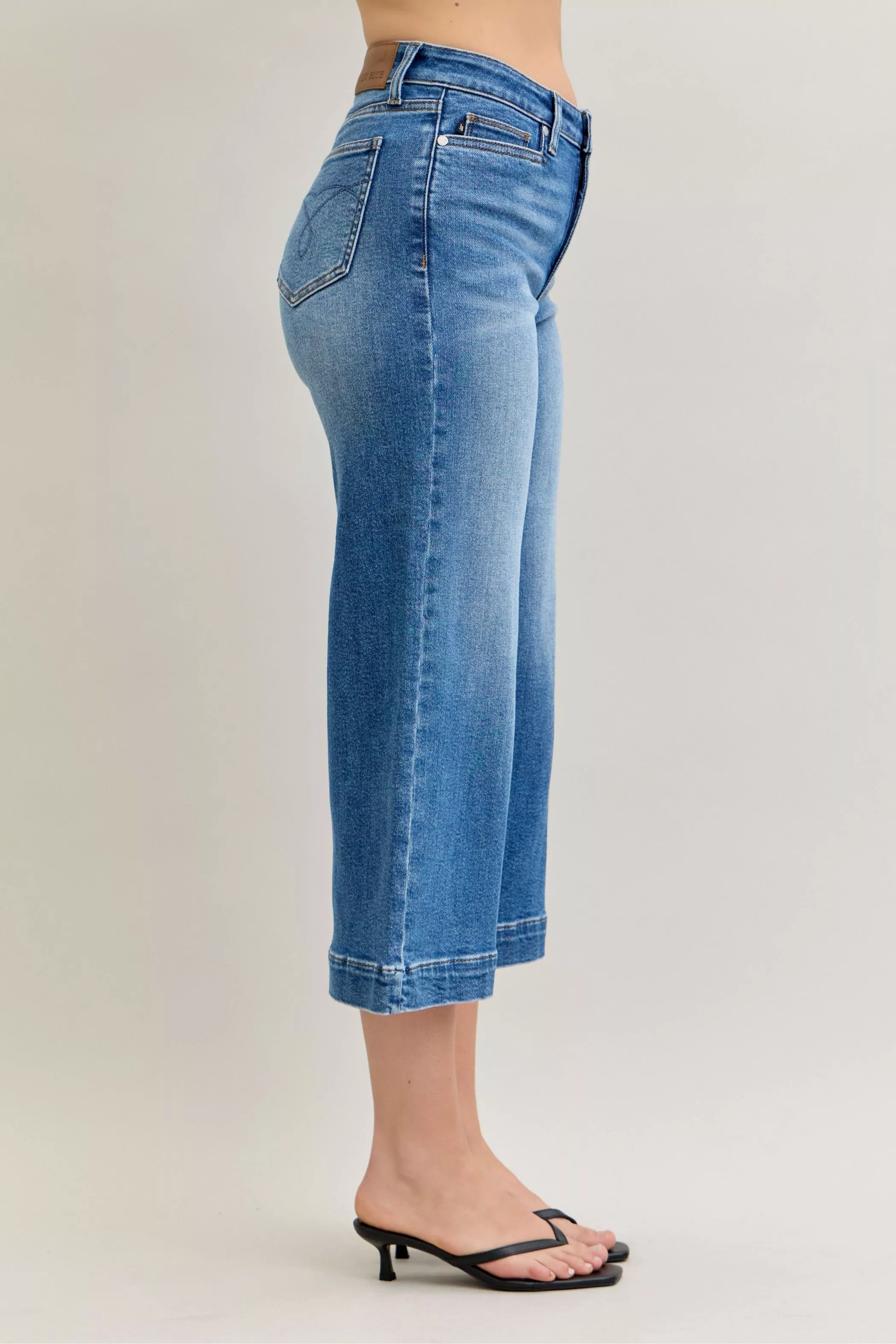 Judy Blue Mid Rise Crop Wide Leg Jeans - Image 5