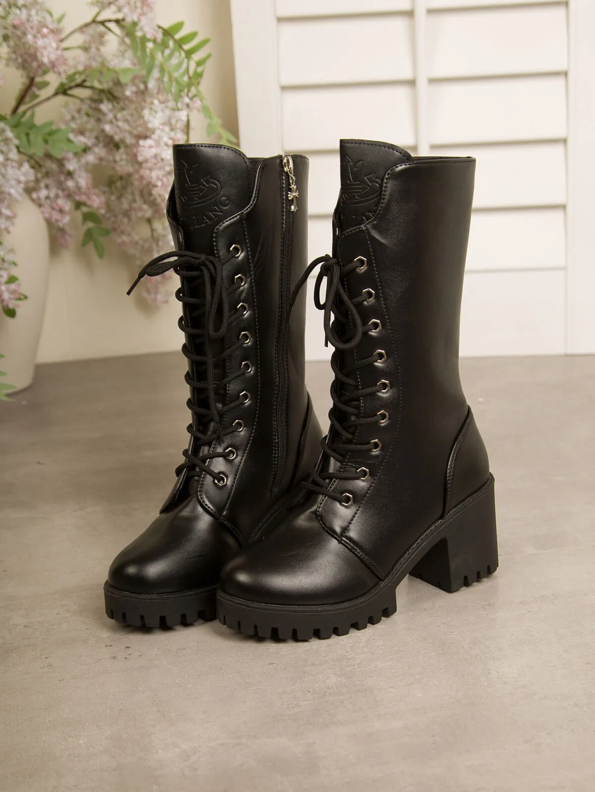 Lace Up Block Heels Boots - Image 5