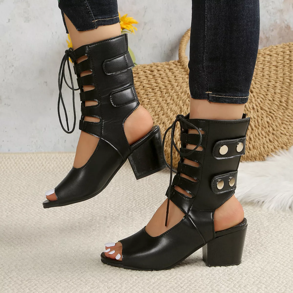 Lace Up Block Heels Sandals - Image 4