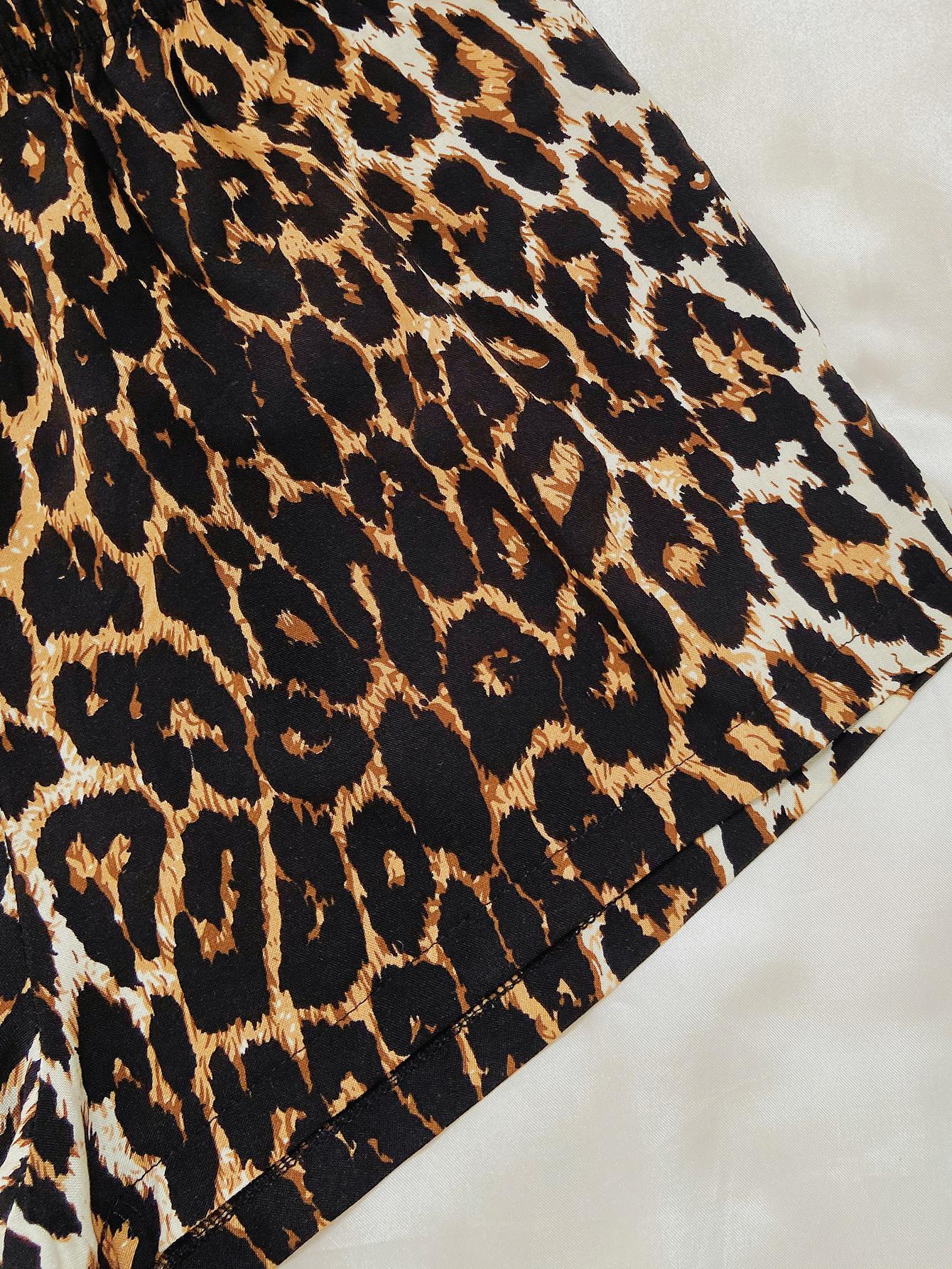 Leopard Lip Graphic Top and Shorts Lounge Set - Image 3