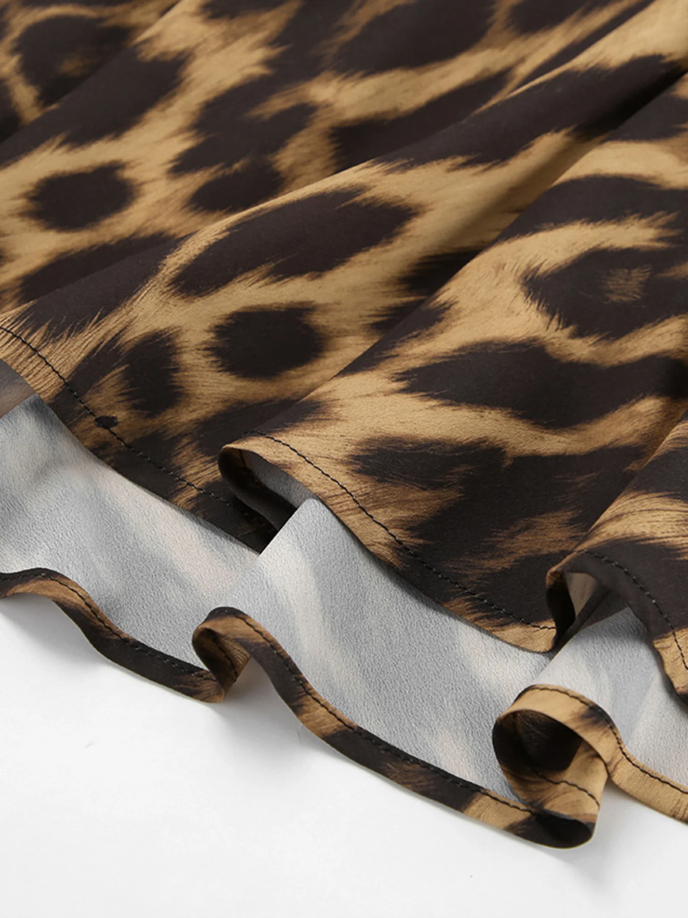 Leopard Print Bodycon Maxi Skirt - Image 9