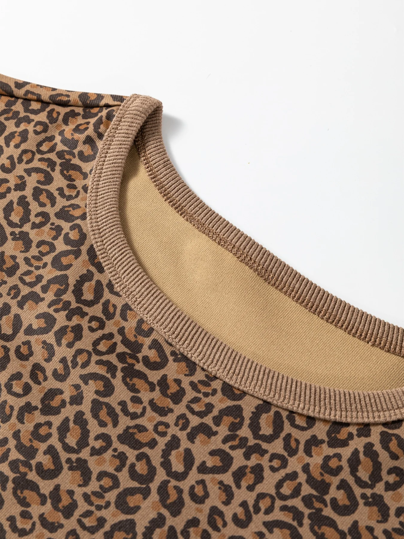 Leopard Print Relaxed Fit T-Shirt - Image 6