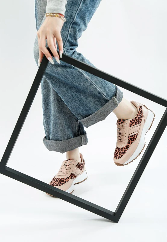Lepark Real Leather Leopard Print Sneakers - Image 4