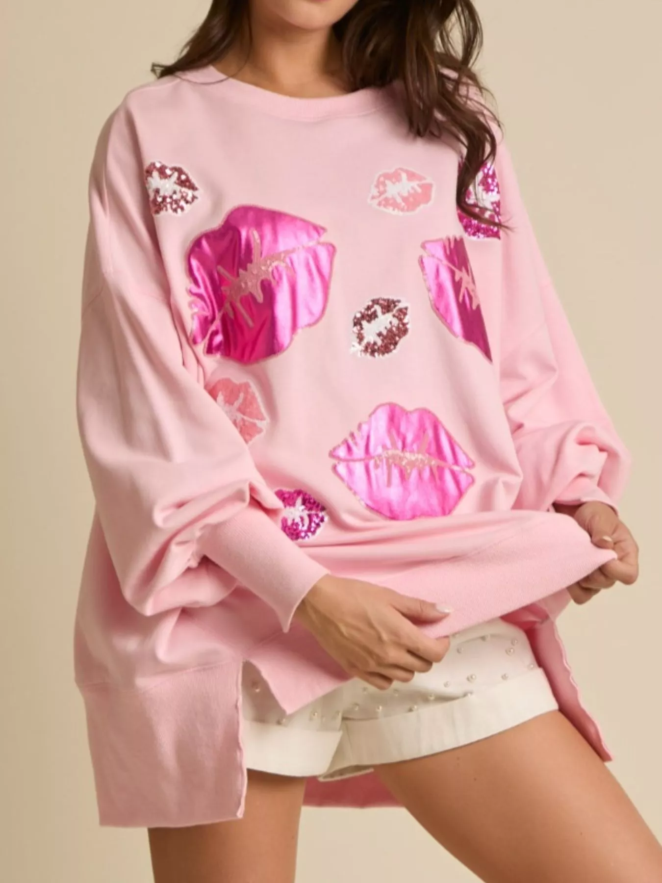 Lips Round Neck Dropped Shoulder Sweatshirt - Image 10
