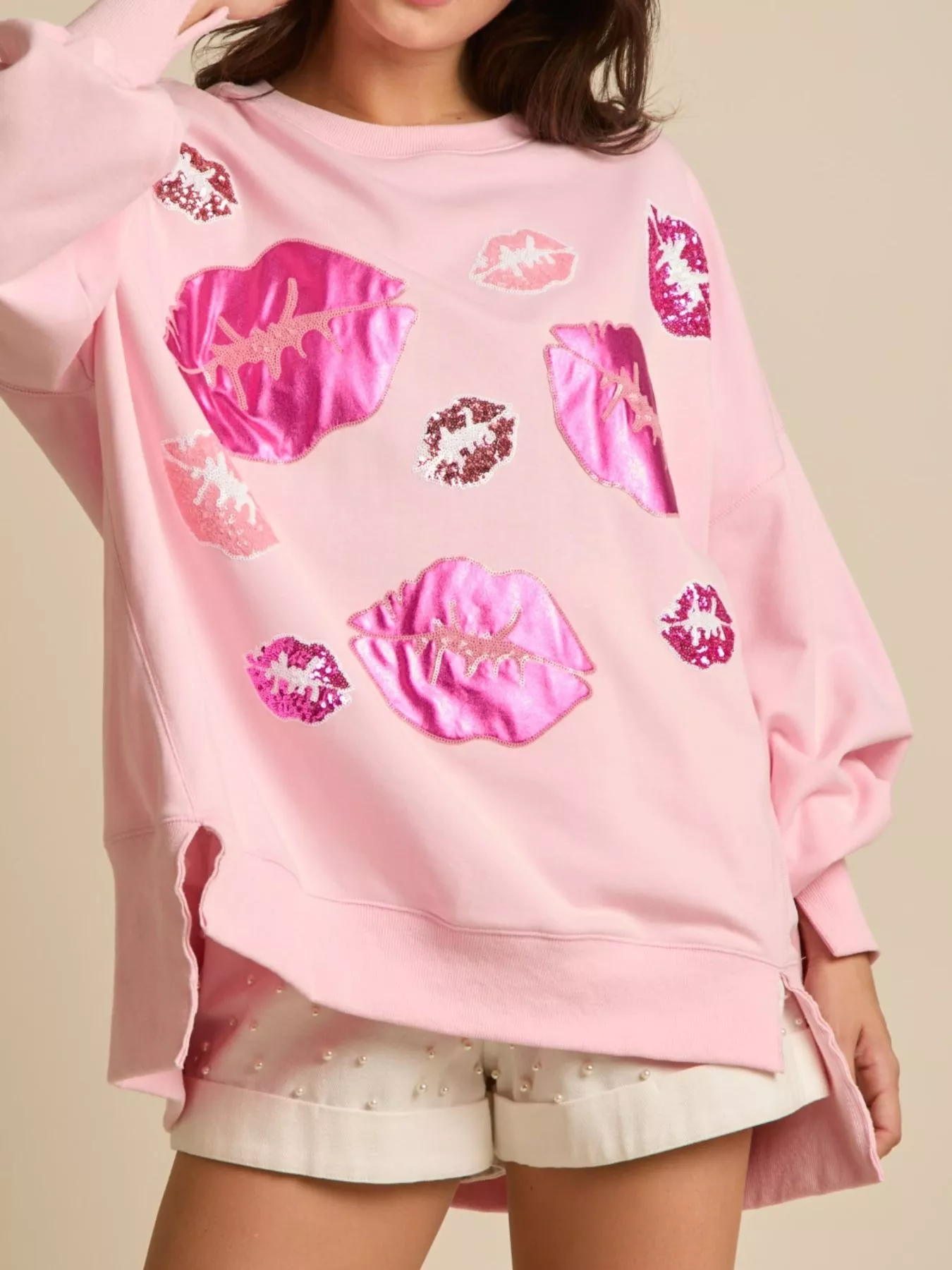 Lips Round Neck Dropped Shoulder Sweatshirt - Image 5