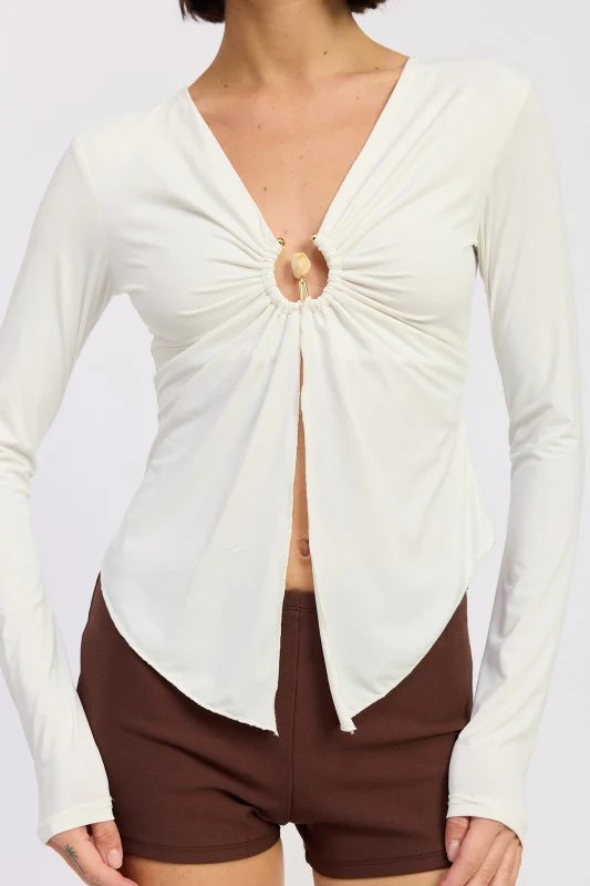 LONG SLEEVE FRONT RING RUCHED TOP - Image 10