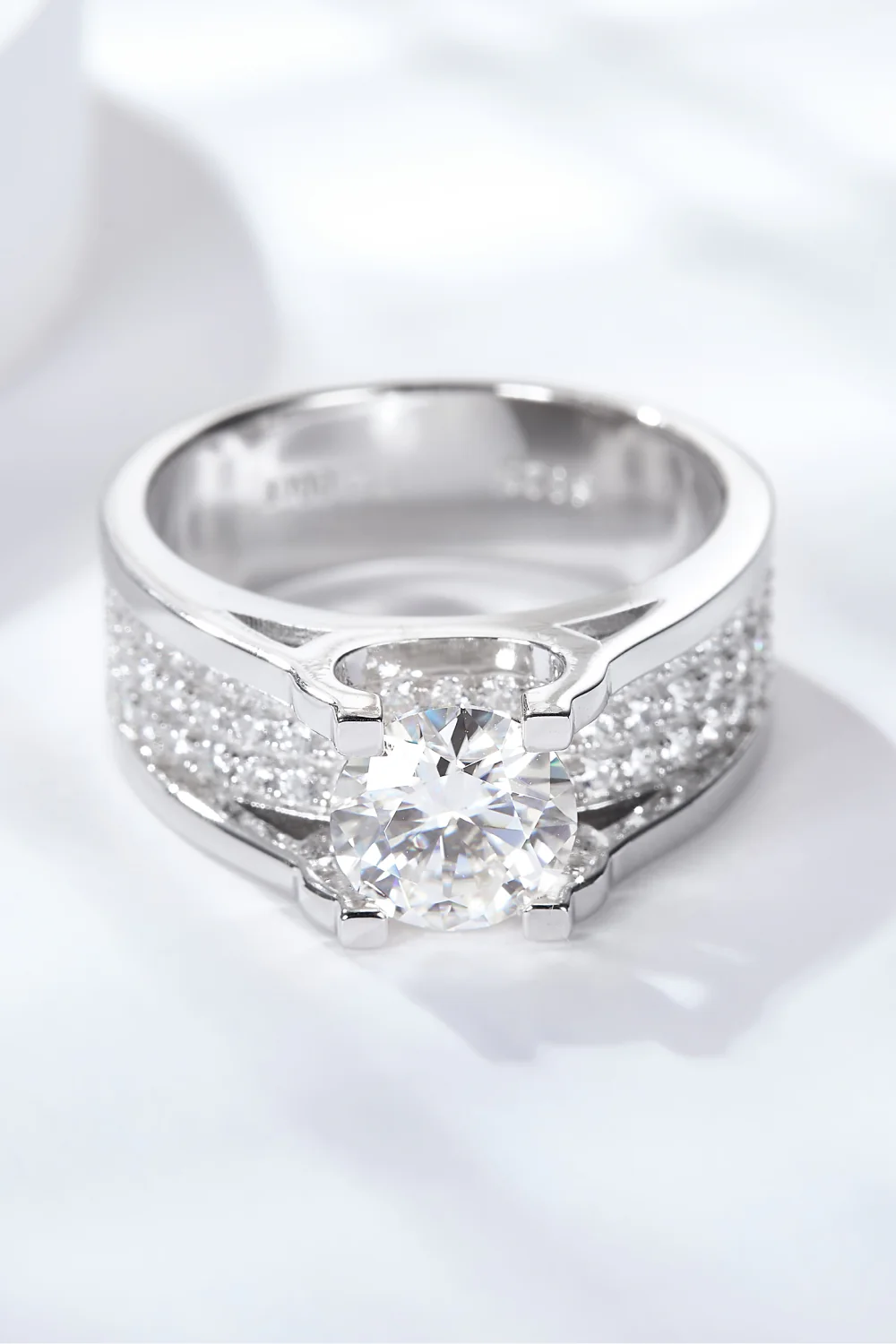 Made To Shine 1 Carat Moissanite Ring - Image 2