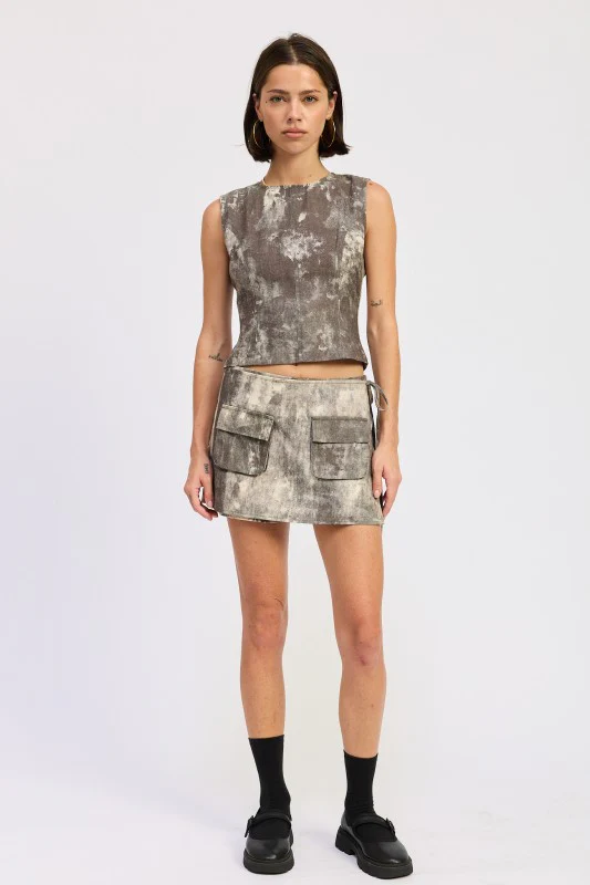 MINI LOW WAIST FRONT POCKET WRAP SKORT - Image 4