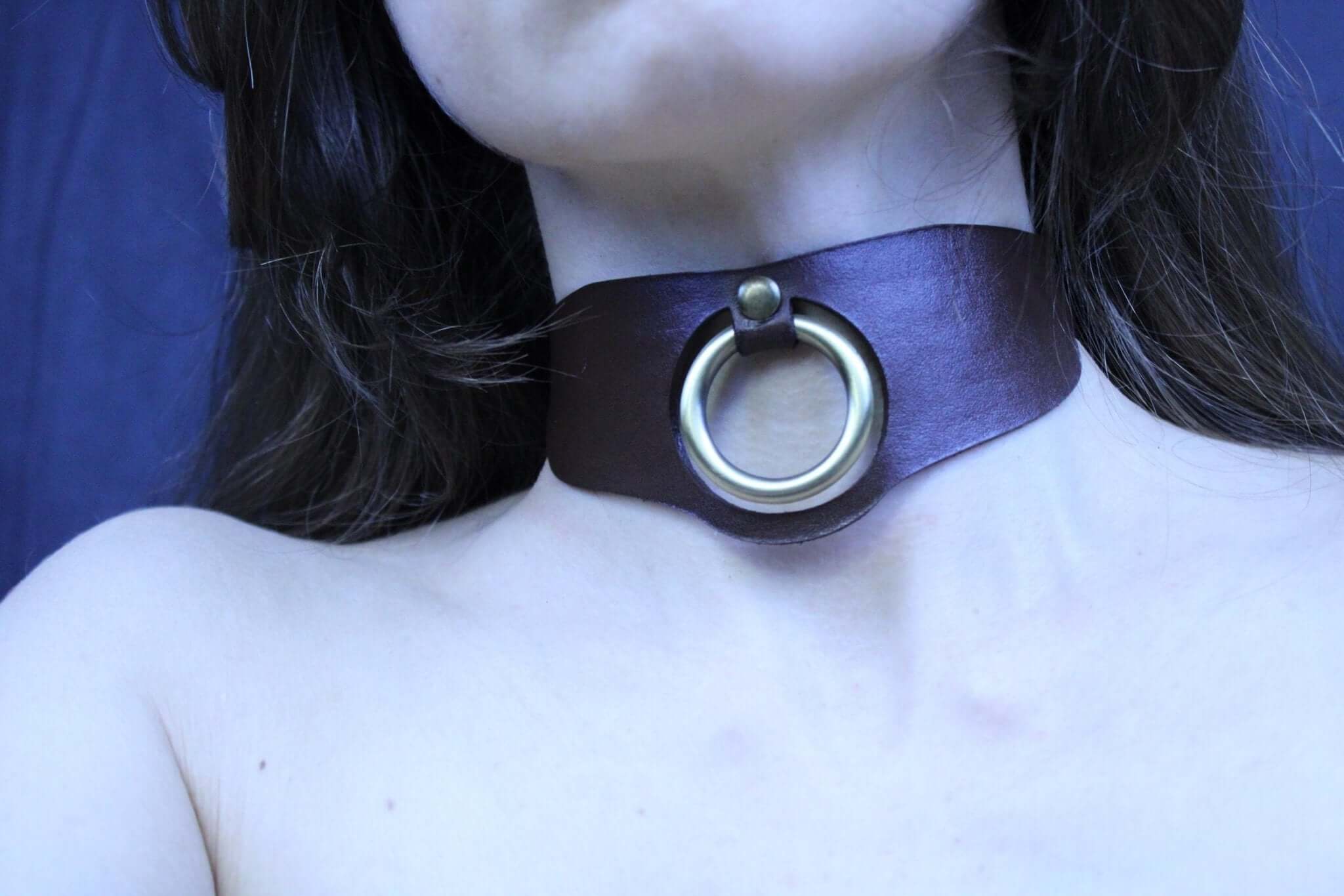 Minimalist BDSM collar Leather Posture Choker with O-Ring