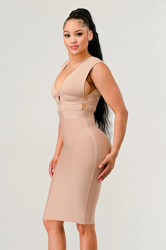 NATURALLY CHIC BANDAGE DRESS - Image 7
