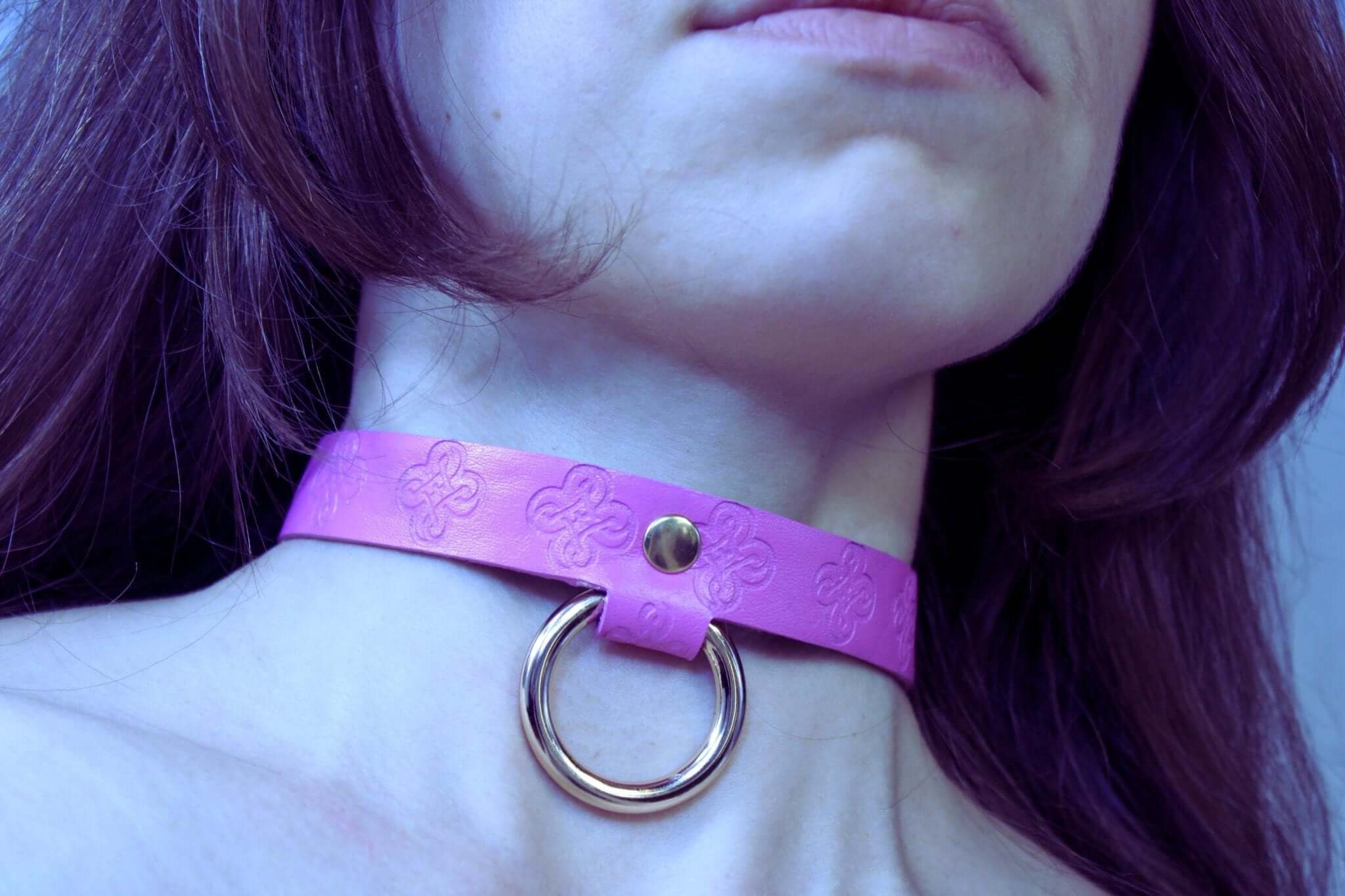 Pink Leather O-ring Choker Collar for Pet Play - Image 4