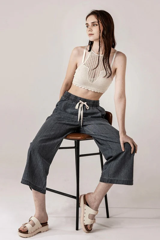 Plus Denim Wide Leg Crop Pants with Dolphine Tail - Image 2