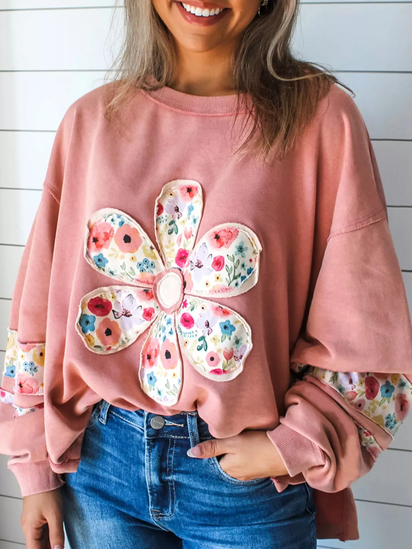 Plus Size Floral Applique Drop Shoulder Sweatshirt - Image 2