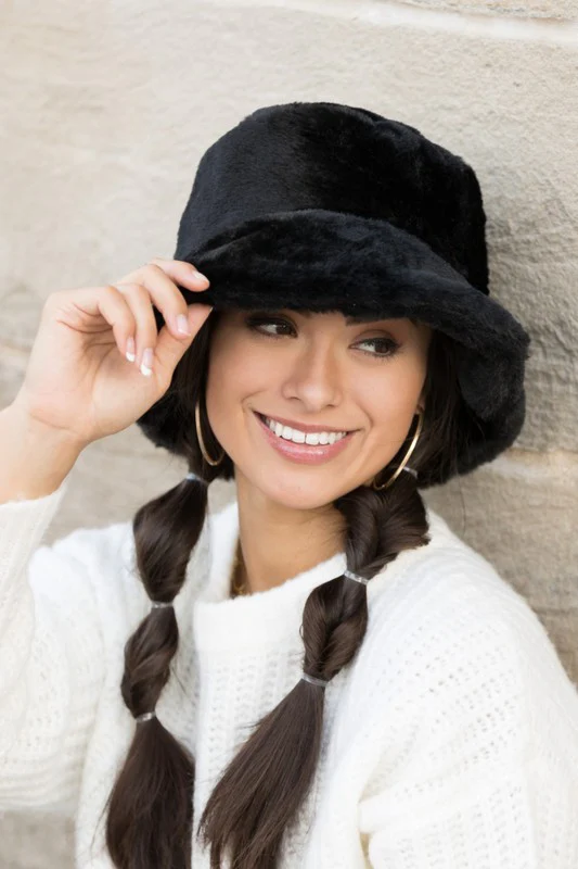 Plush Bucket Hat - Image 3