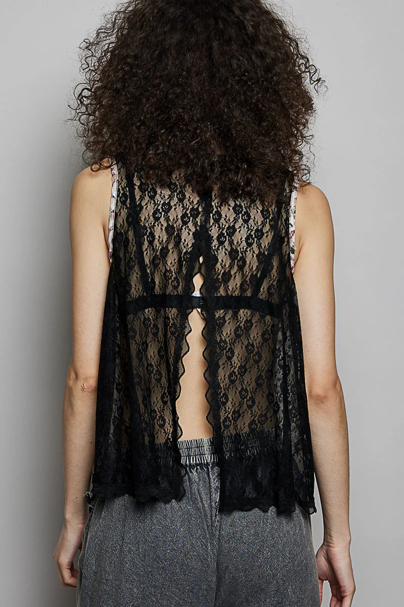 POL Printed Woven Lace Back Round Neck Sleeveless Top - Image 4