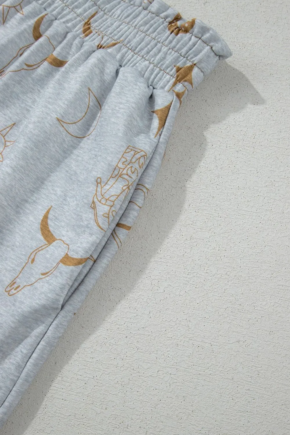 Printed T-Shirt and Elastic Waist Shorts Set - Image 11