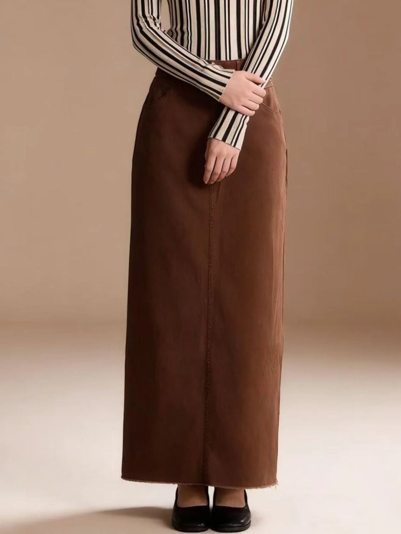 Raw Hem Maxi Denim Skirt - Image 16
