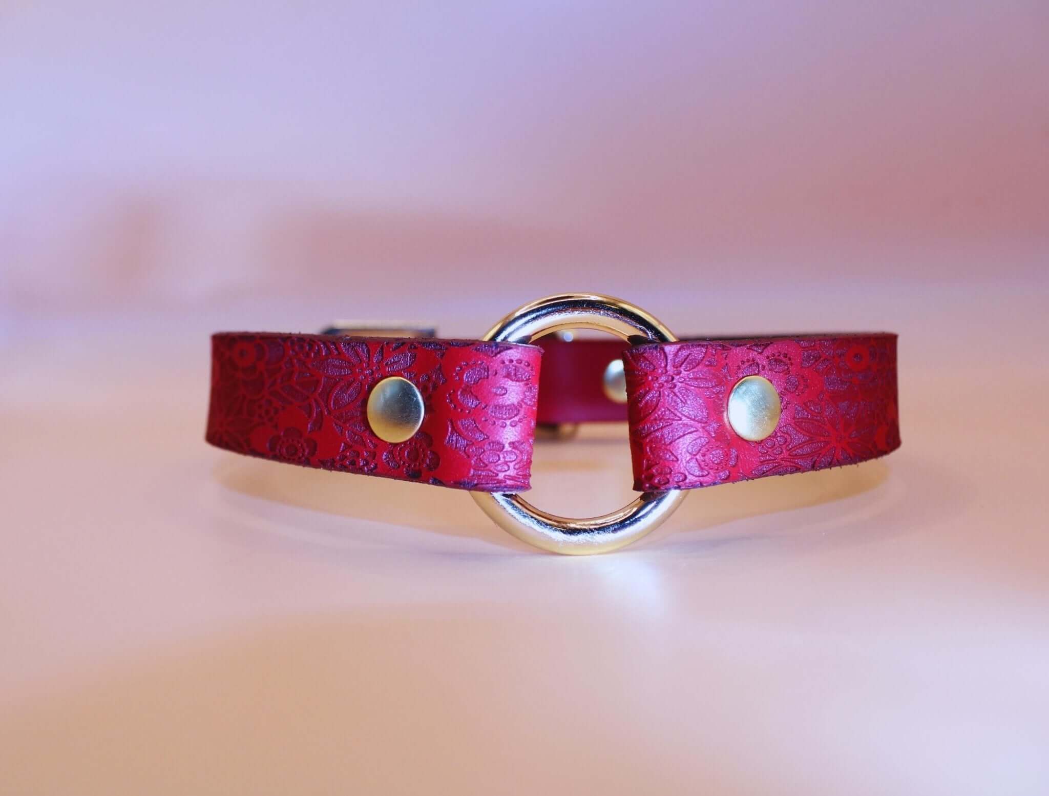 Red Floral Leather BDSM Collar with Gold O-Ring - Image 3