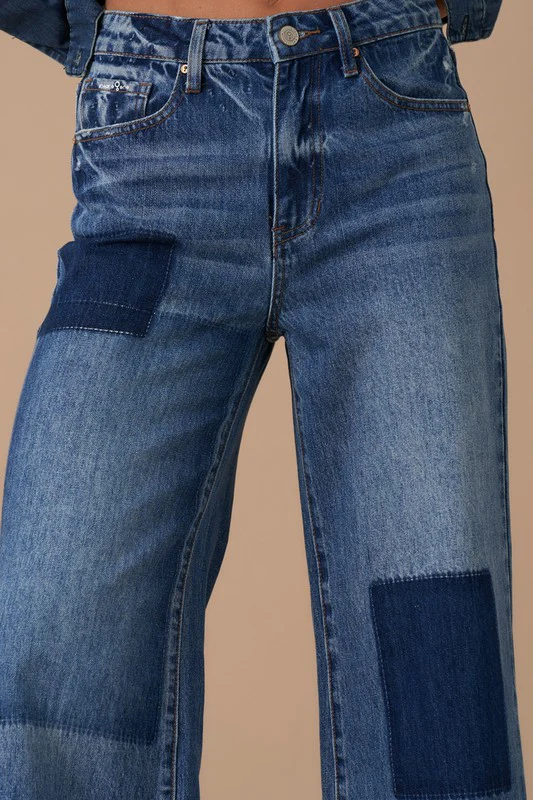 Relaxed Wide Leg Patchwork Jeans - Image 8