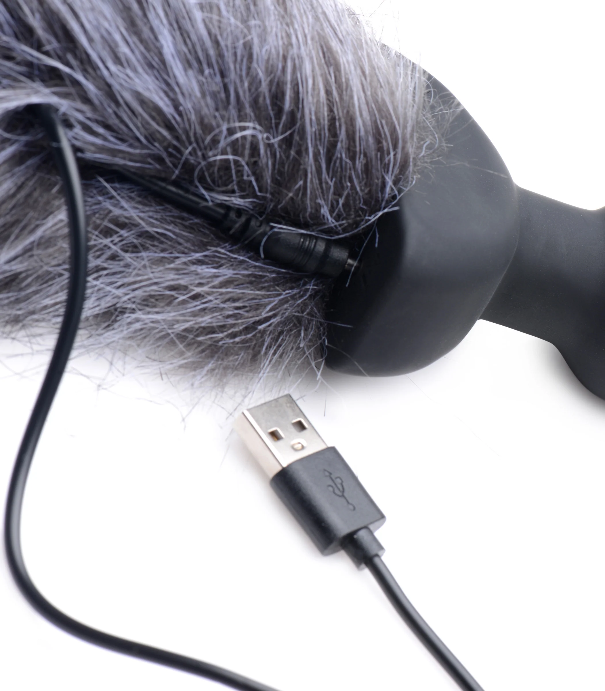 Remote Control Vibrating Fox Tail Anal Plug - Image 3