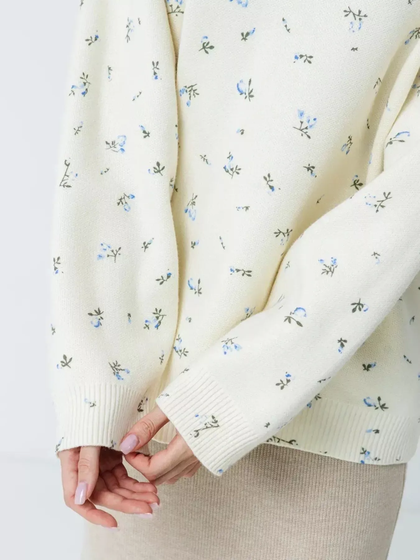 Ribbed Hem Floral Long Sleeve Sweater - Image 3