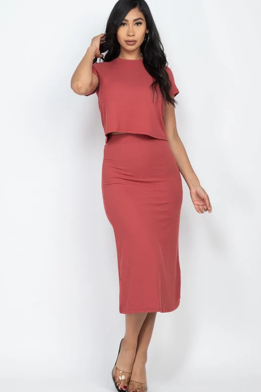 Ribbed Solid Top & Midi Skirt Set - Image 9