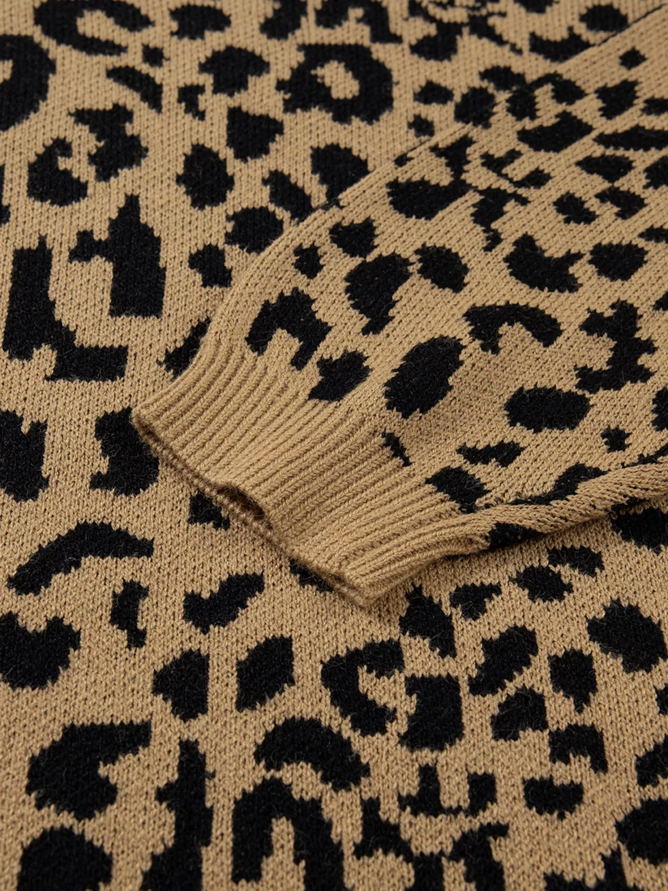 Ribbed Trim Round Neck Leopard Drop Shoulder Sweater - Image 7